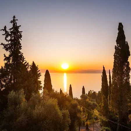 Niki Sunrise דירה
