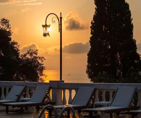 アパート Niki Sunrise Gastouri (Corfu)