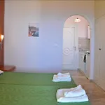 Niki Sunrise Apartament
