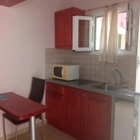 Niki Sunrise Apartament