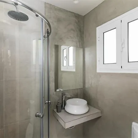 Niki Sunrise 아파트 가스투리온